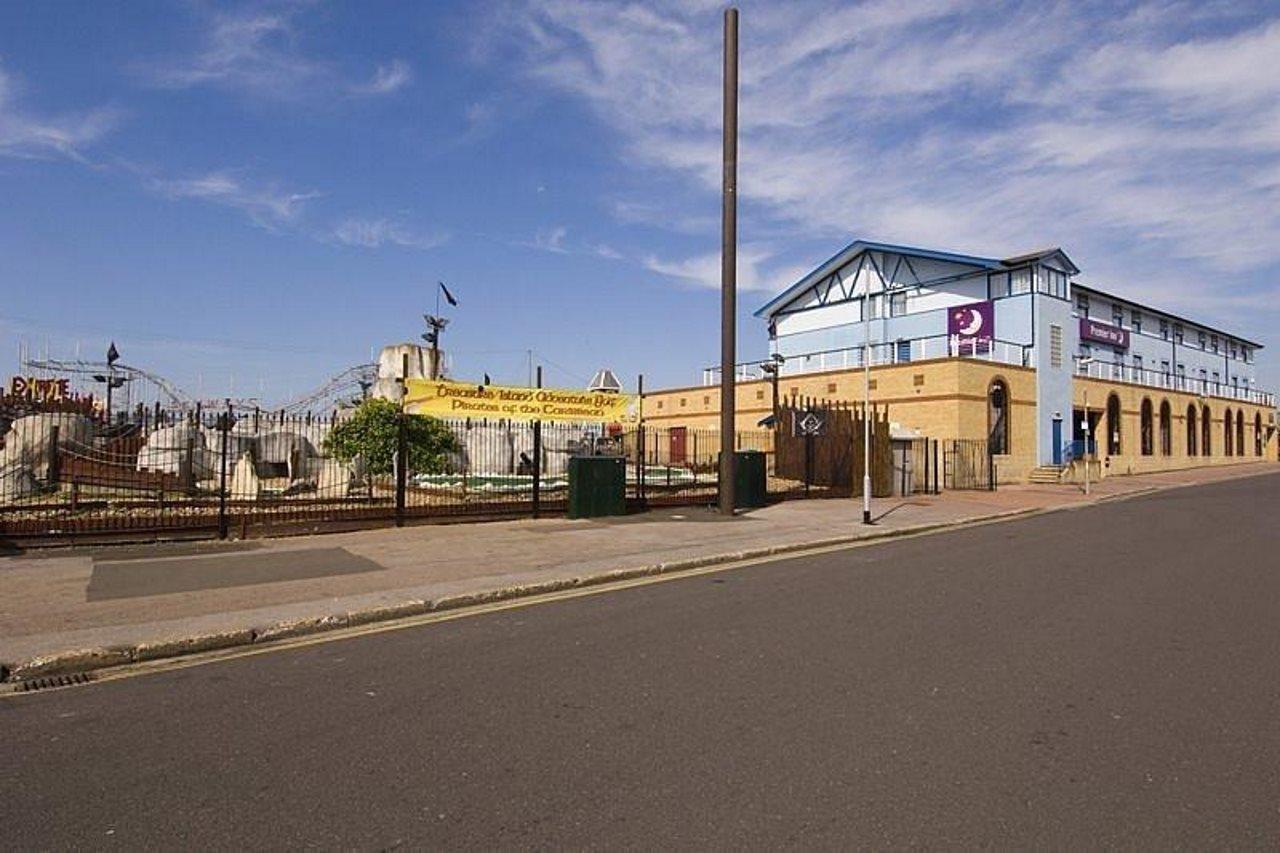 Premier Inn Southsea Portsmouth Extérieur photo