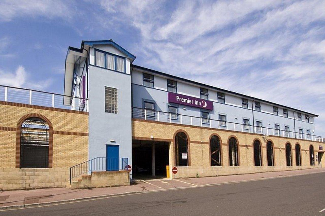 Premier Inn Southsea Portsmouth Extérieur photo