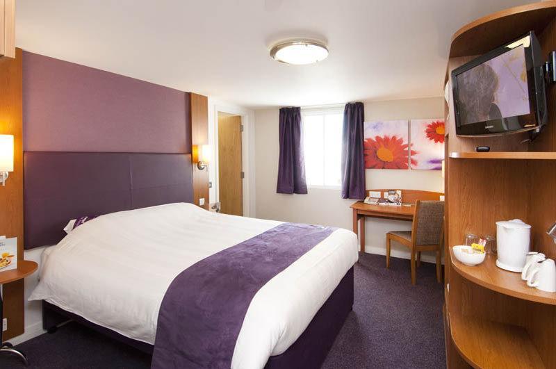 Premier Inn Southsea Portsmouth Extérieur photo